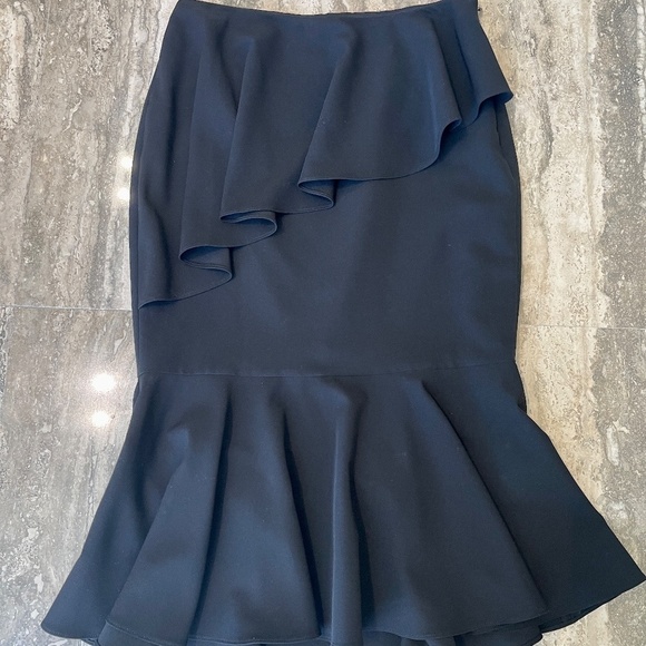 SCRIPTED RUFFLED SKIRT SZ SMALL - Picture 4 of 8